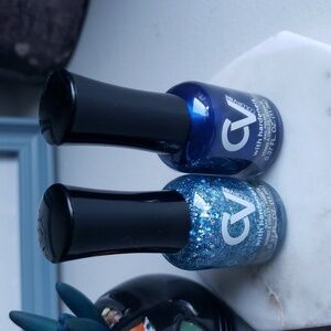 (2) Color Vibe  Nail Polish Duo in Deep Dive and Cold As Ice. NIB